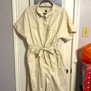 Universal Thread beige cream short sleeve jumpsuit